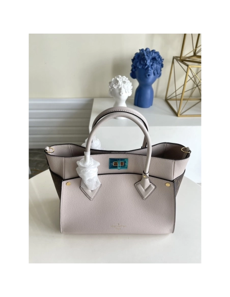 Louis Vuitton Bags M53823 30.5X24.5X14cm