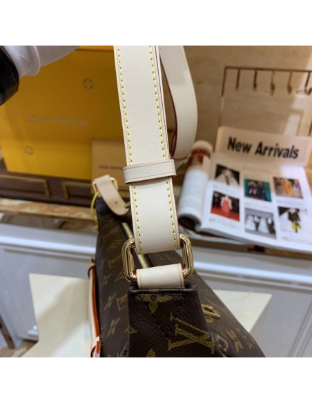 Louis Vuitton Bags M43644 37X14X13cm