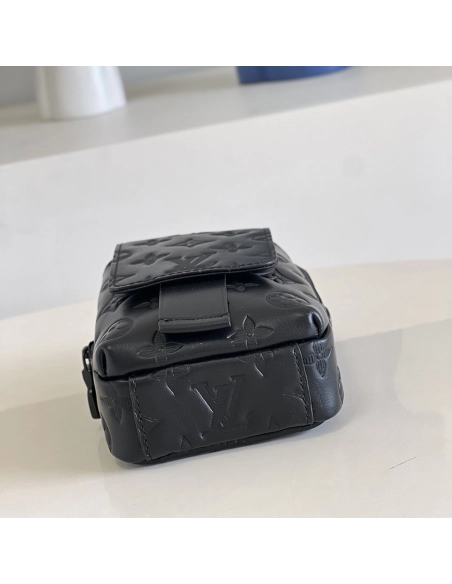 Louis Vuitton Bags M81005 11X18X8cm