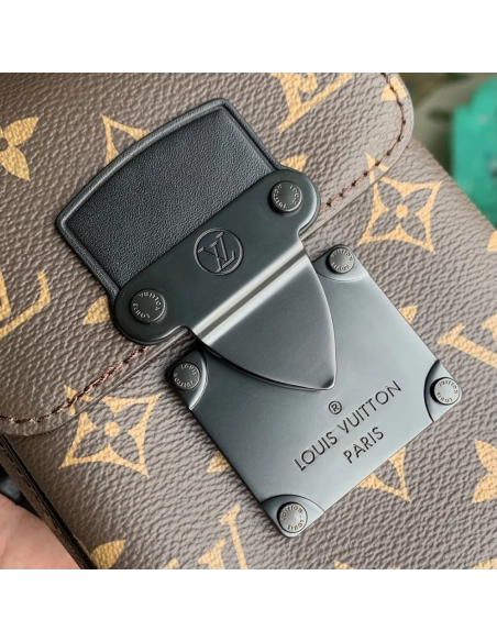 Louis Vuitton Bags M81522 12X19X7cm