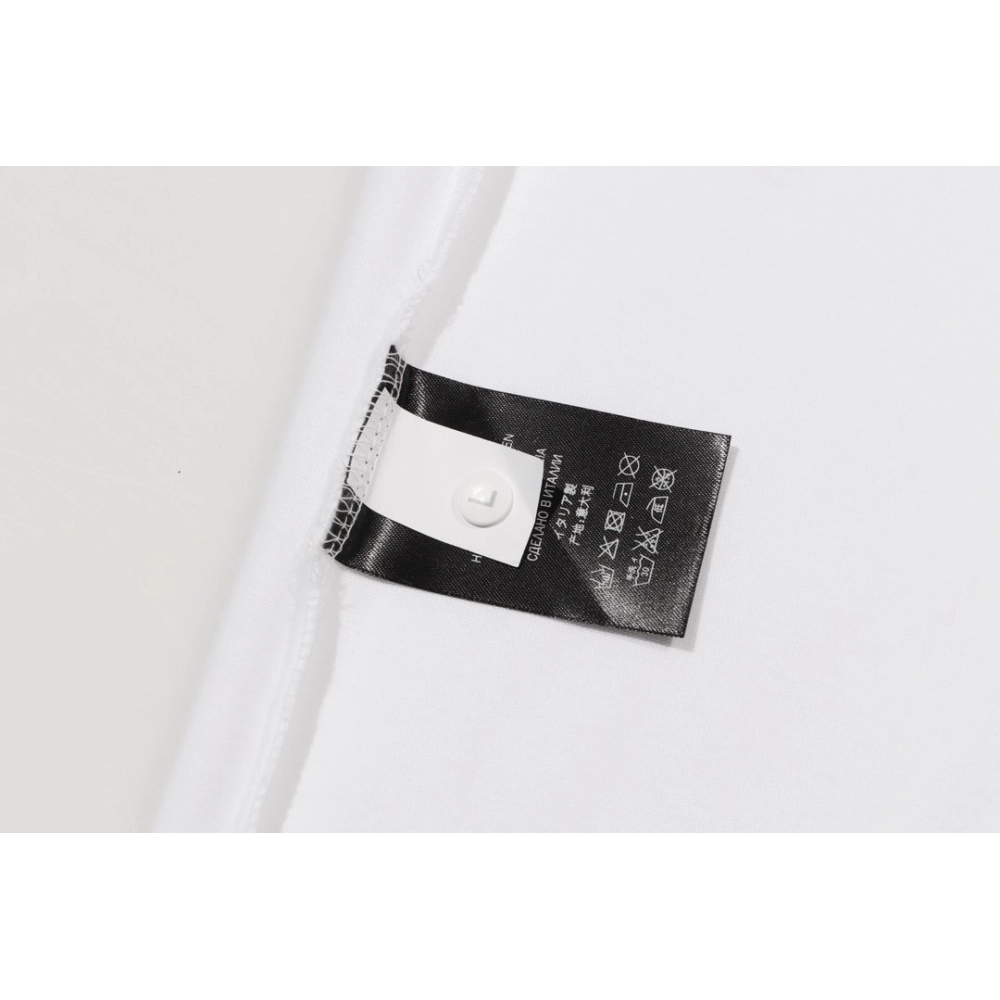 Amiri Angel Letter Design Cracked Seam Short Sleeve,Amiri T Shirt,Tshirt,APPAREL