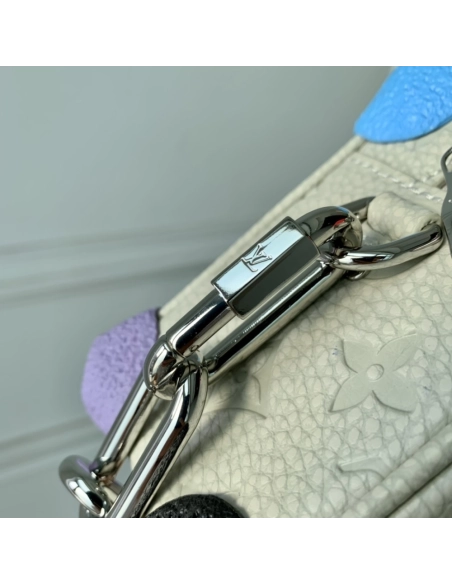Louis Vuitton Bags M81606 18.5X13X8cm