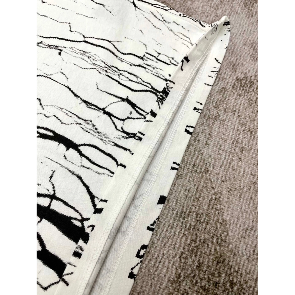 Amiri New print silk crack letter short-sleeved wide logo silk crack feeling print T-shirt,Amiri T Shirt,Tshirt,APPAREL