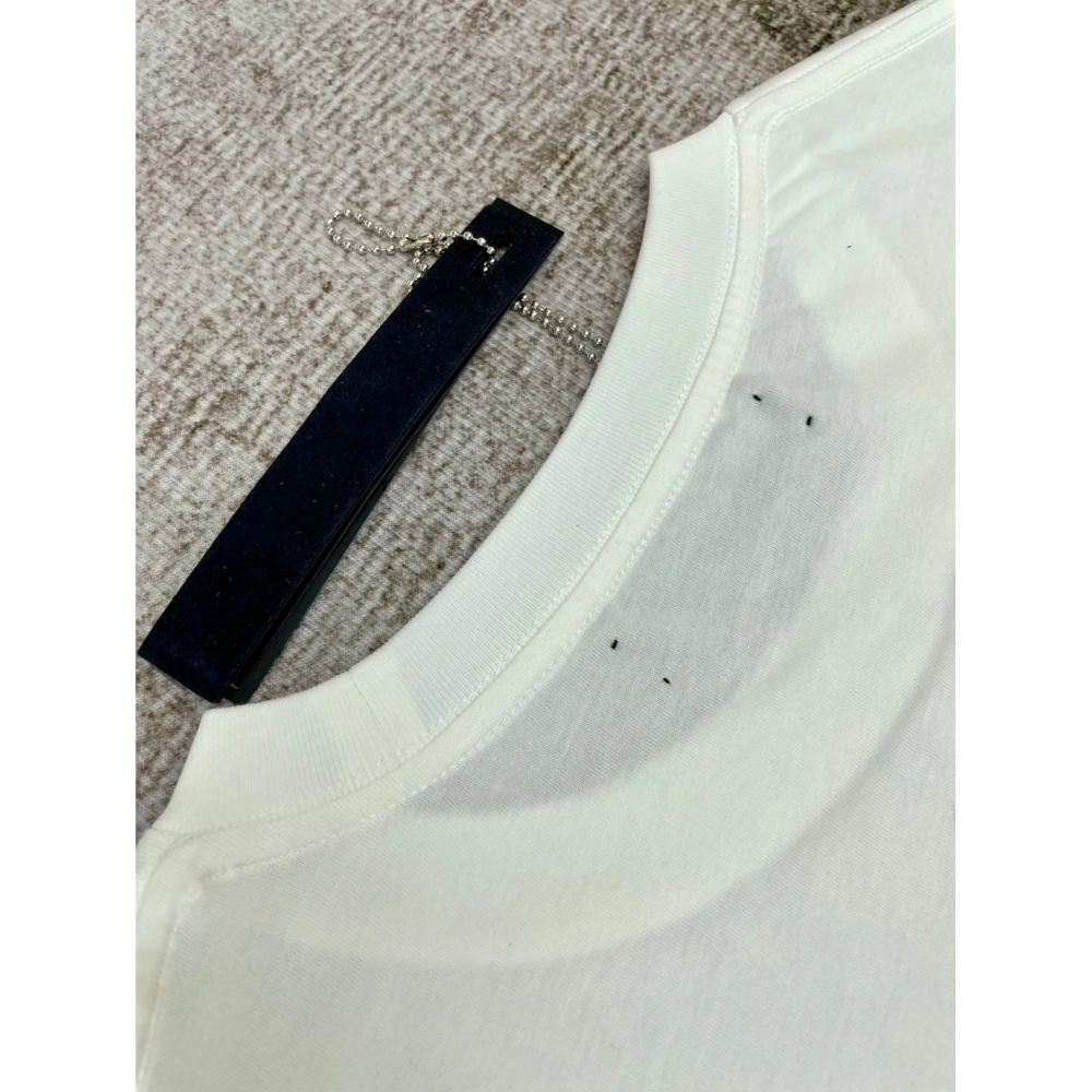 Amiri New Red Rabbit Printed Short-Sleeve T-shirt,Amiri T Shirt,Tshirt,APPAREL