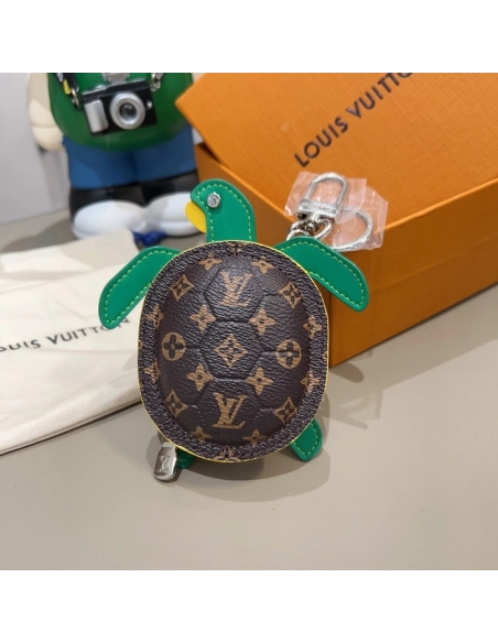 Louis Vuitton Turtle Pouch Bag Charm Brown M01471,Keychain
