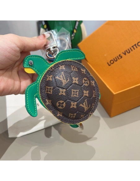 Louis Vuitton Turtle Pouch Bag Charm Brown M01471,Keychain