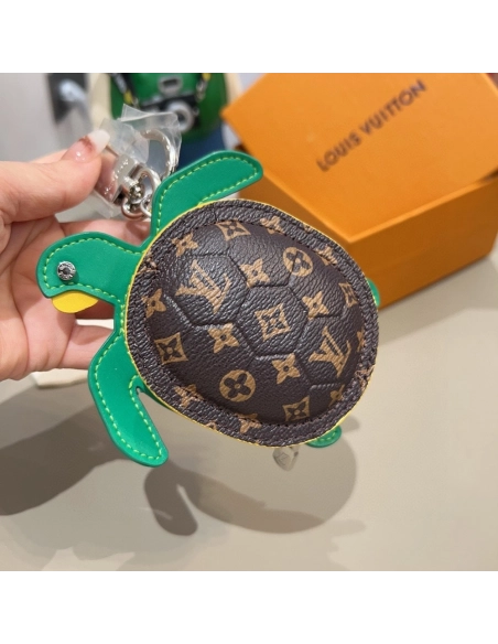Louis Vuitton Turtle Pouch Bag Charm Brown M01471,Keychain