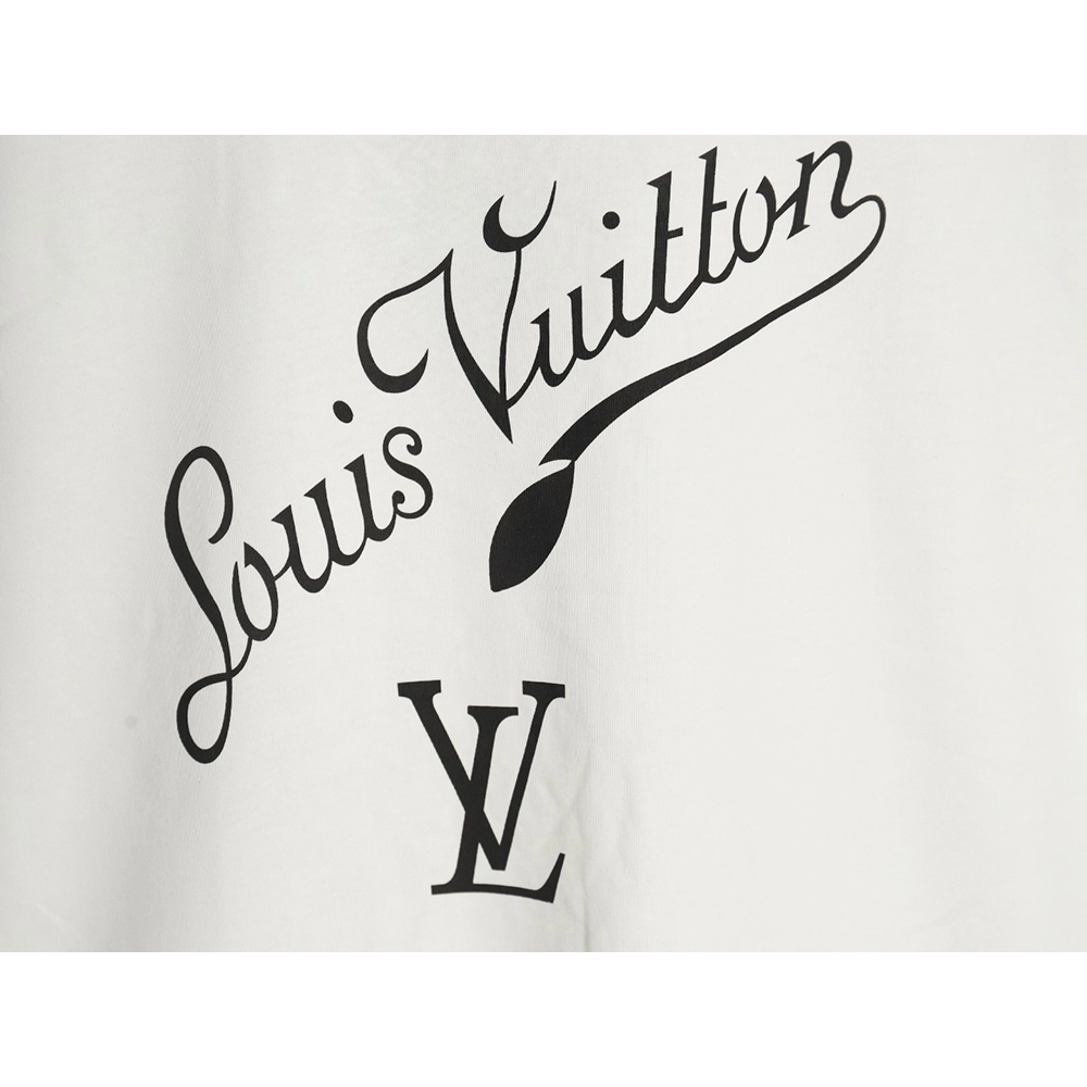 Louis Vuitton signature logo print shortsleeved Tshirt,Louis Vuitton T Shirt,Tshirt,APPAREL