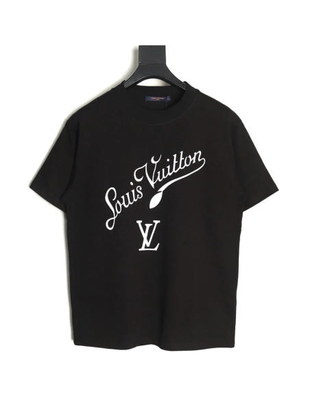 Louis Vuitton signature logo print shortsleeved Tshirt,Louis Vuitton T Shirt,Tshirt,APPAREL