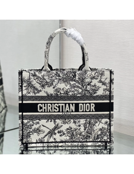 Christian Dior Bags 1296