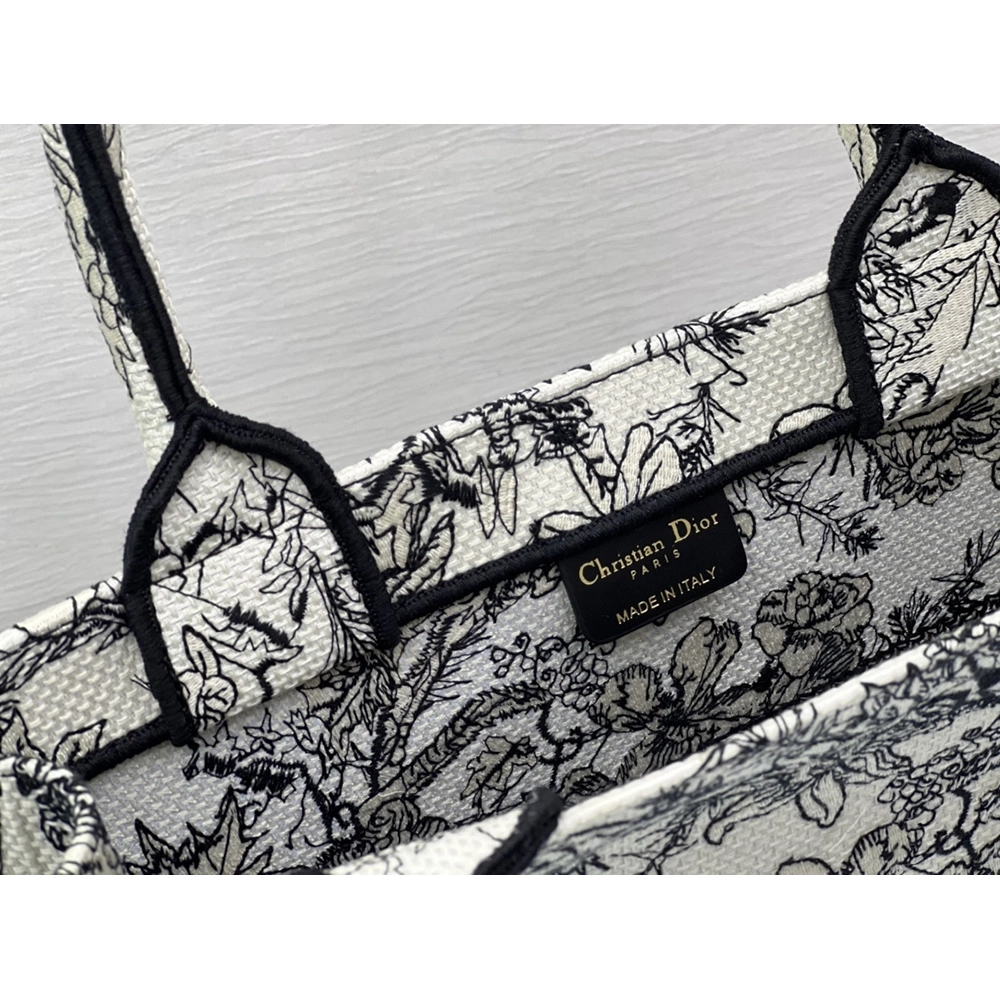 Christian Dior Bags 1296