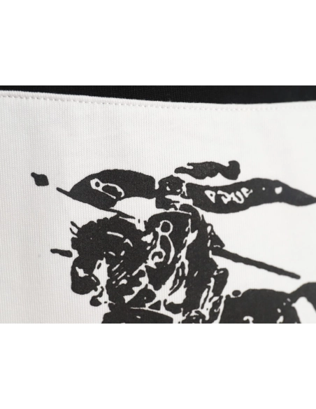 Burberry white horizontal striped war horse print short sleeves TSK1,Burberry