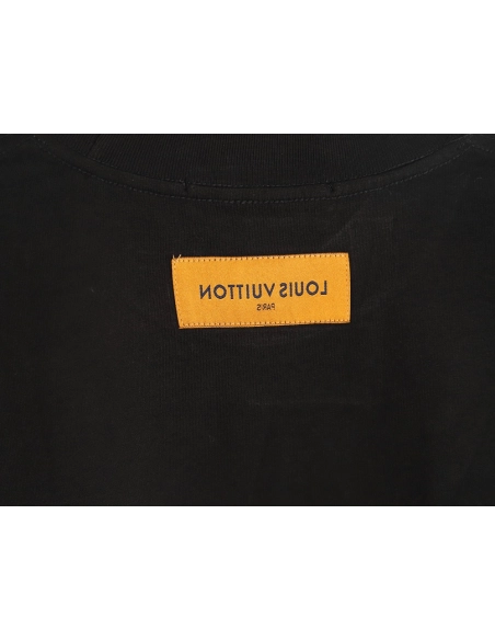Louis Vuitton sketch lettering logo print short sleeves,Louis Vuitton T Shirt,Tshirt,Hiqh quality low price,free shipping