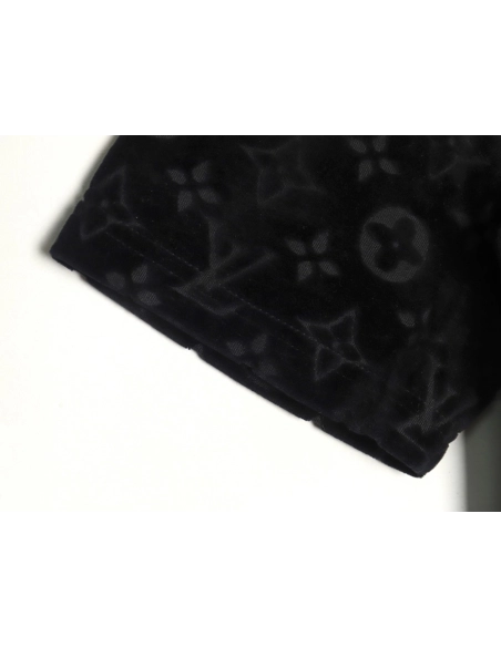 Louis Vuitton towel flocked presbyopia jacquard short sleeves,Louis Vuitton T Shirt,Tshirt,Hiqh quality low price,free shipping