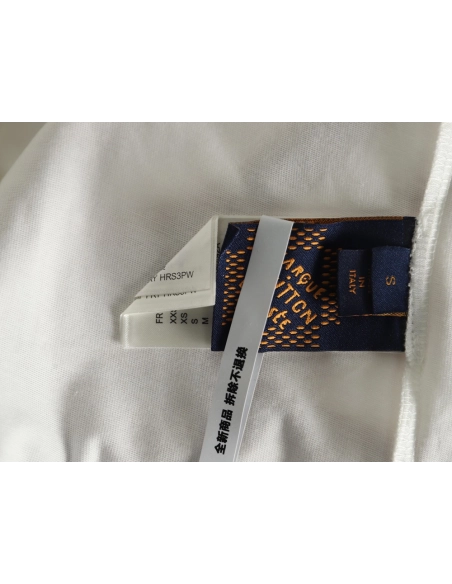 Louis Vuitton Conch Shell Lettering Printed Round Neck Short Sleeve TShirt,Louis Vuitton T Shirt,Tshirt,Hiqh quality low price,f