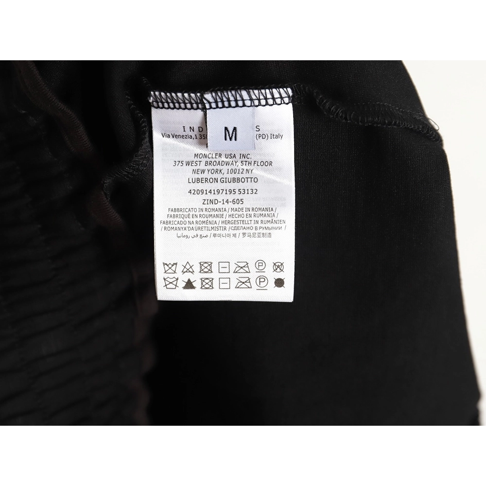 Moncler lettering print pocket logo shorts,Moncler Shorts,Shorts,Hiqh quality low price,free shipping