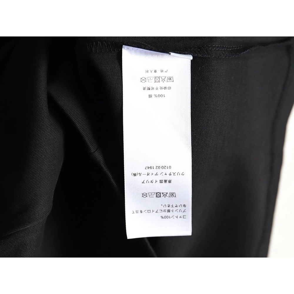 Dior handpainted lettering shortsleeved Tshirt,Dior T Shirt,Tshirt,Hiqh quality low price,free shipping