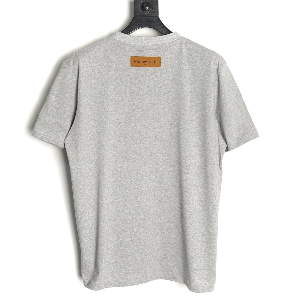 Louis Vuitton small embroidery Logo shortsleeved Tshirt,Louis Vuitton T Shirt,Tshirt,Hiqh quality low price,free shipping