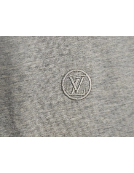 Louis Vuitton small embroidery Logo shortsleeved Tshirt,Louis Vuitton T Shirt,Tshirt,Hiqh quality low price,free shipping