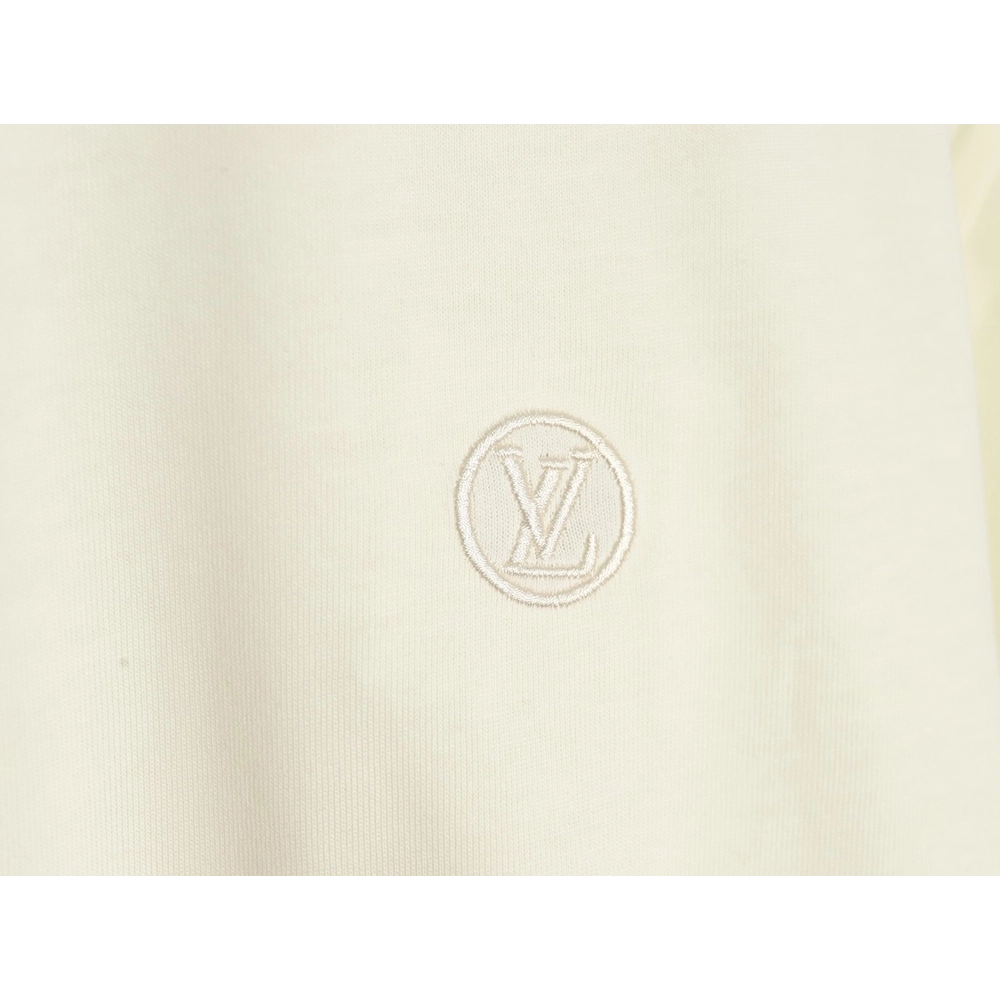 Louis Vuitton small embroidery Logo shortsleeved Tshirt,Louis Vuitton T Shirt,Tshirt,Hiqh quality low price,free shipping