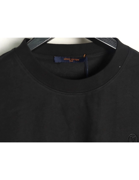 Louis Vuitton small embroidery Logo shortsleeved Tshirt,Louis Vuitton T Shirt,Tshirt,Hiqh quality low price,free shipping