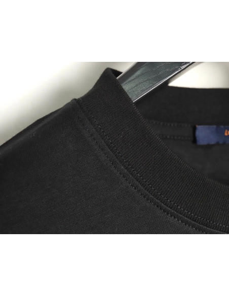 Louis Vuitton small embroidery Logo shortsleeved Tshirt,Louis Vuitton T Shirt,Tshirt,Hiqh quality low price,free shipping