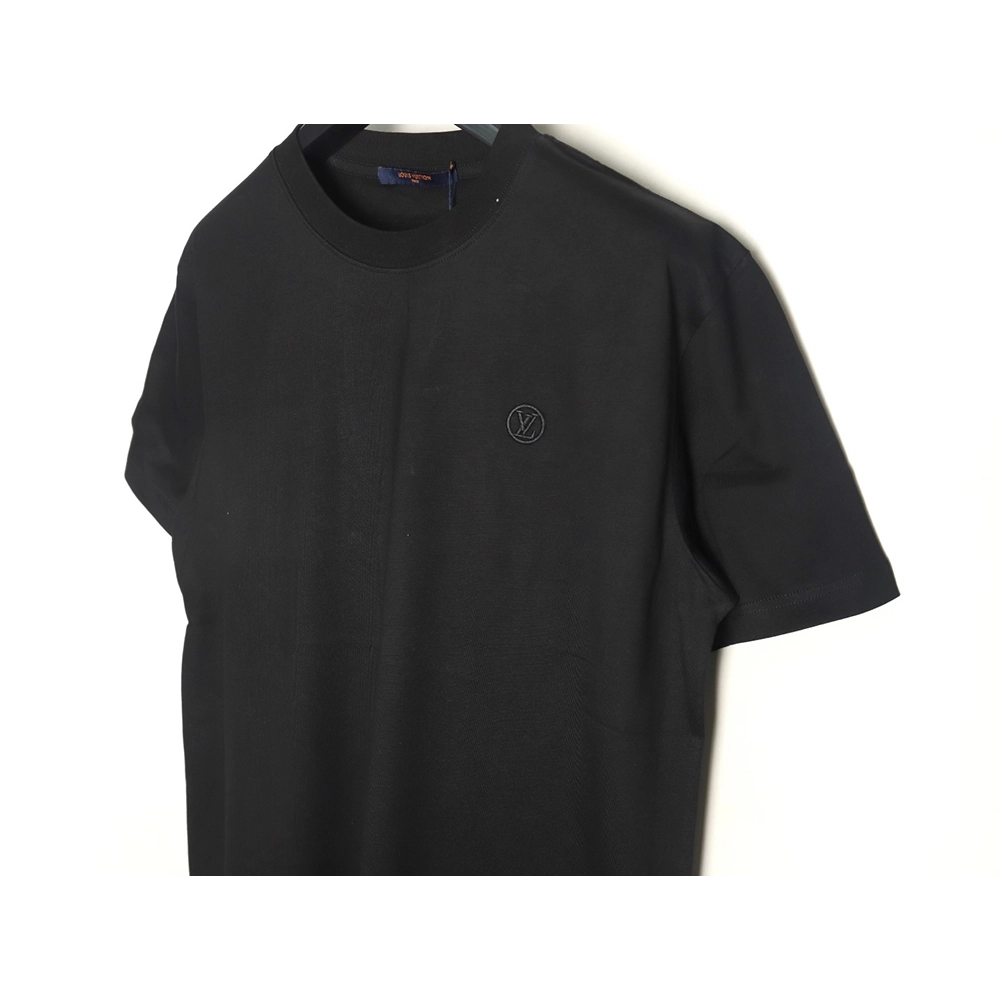 Louis Vuitton small embroidery Logo shortsleeved Tshirt,Louis Vuitton T Shirt,Tshirt,Hiqh quality low price,free shipping
