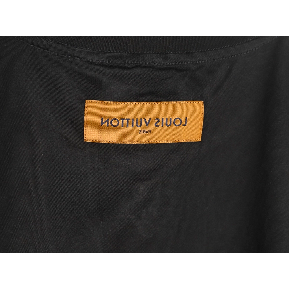 Louis Vuitton small embroidery Logo shortsleeved Tshirt,Louis Vuitton T Shirt,Tshirt,Hiqh quality low price,free shipping