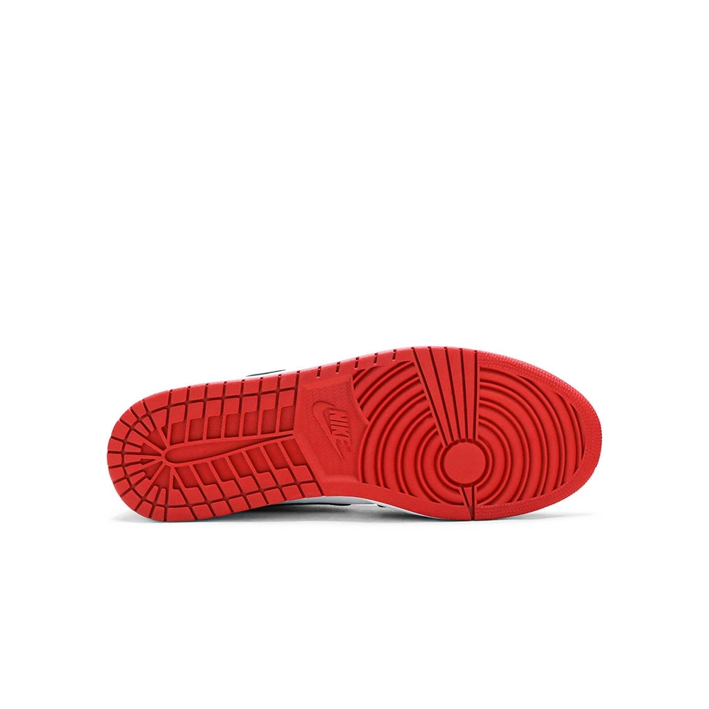 AIR JORDAN 1 MID CHICAGO 554724 173,AIR JORDAN 1 MID,Air Jordan