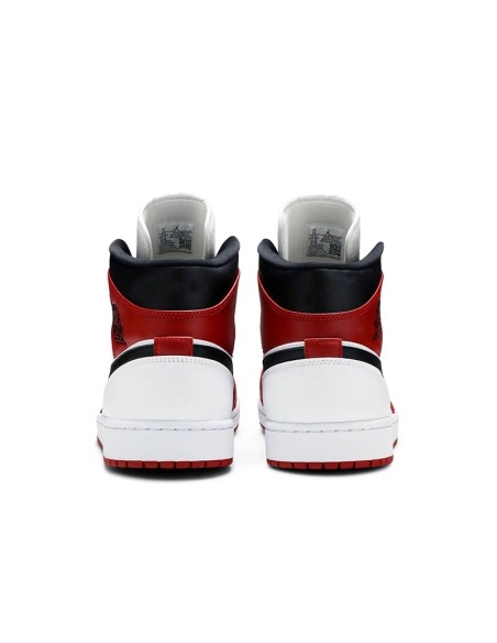 AIR JORDAN 1 MID CHICAGO 554724 173,AIR JORDAN 1 MID,Air Jordan