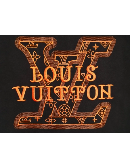 Louis Vuitton large logo lettering rope embroidery short-sleeved T-shirt TSK1,Louis Vuitton