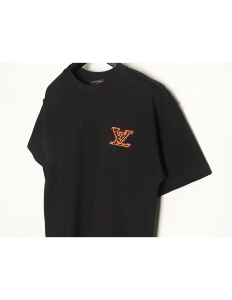 Louis Vuitton large logo lettering rope embroidery short-sleeved T-shirt TSK1,Louis Vuitton