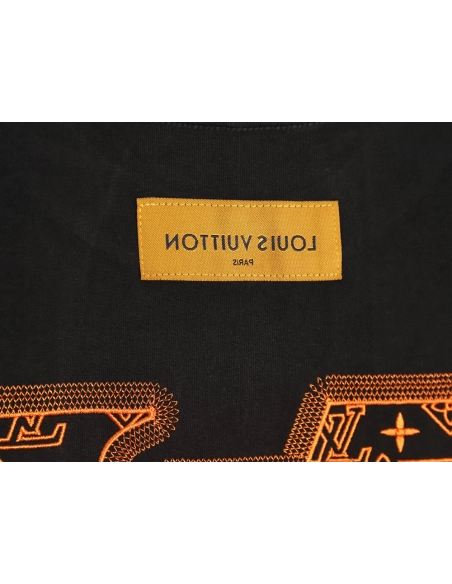 Louis Vuitton large logo lettering rope embroidery short-sleeved T-shirt TSK1,Louis Vuitton