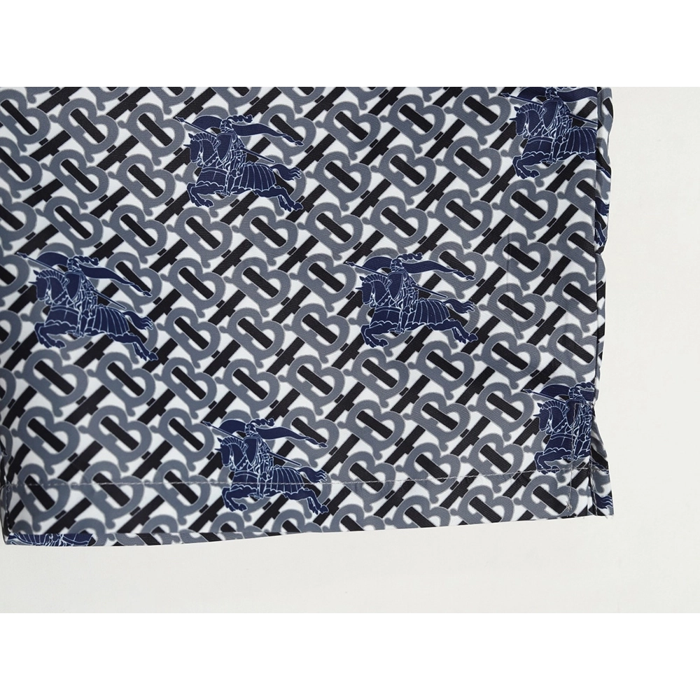Burberry Warhorse Print Shorts TSK3,Burberry
