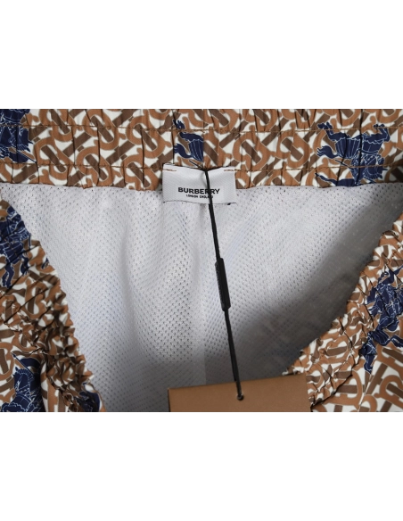 Burberry Warhorse Print Shorts,Burberry
