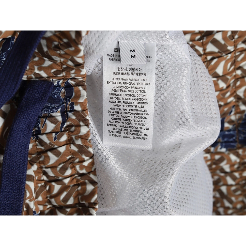 Burberry Warhorse Print Shorts,Burberry