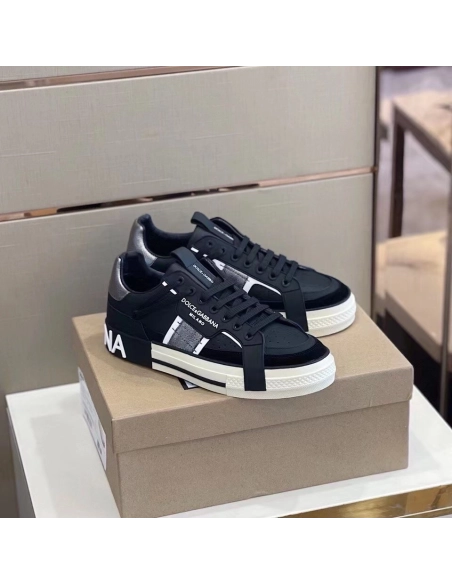 Dolce Gabbana Mens Black Custom 2.Zero Sneakers