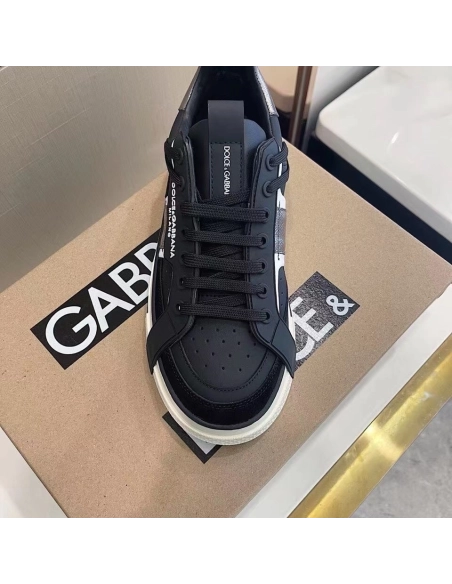 Dolce Gabbana Mens Black Custom 2.Zero Sneakers