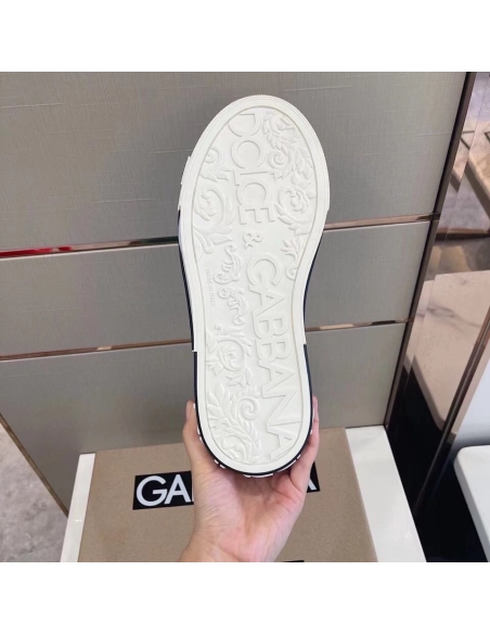 Dolce Gabbana Mens White Custom 2.Zero Sneakers