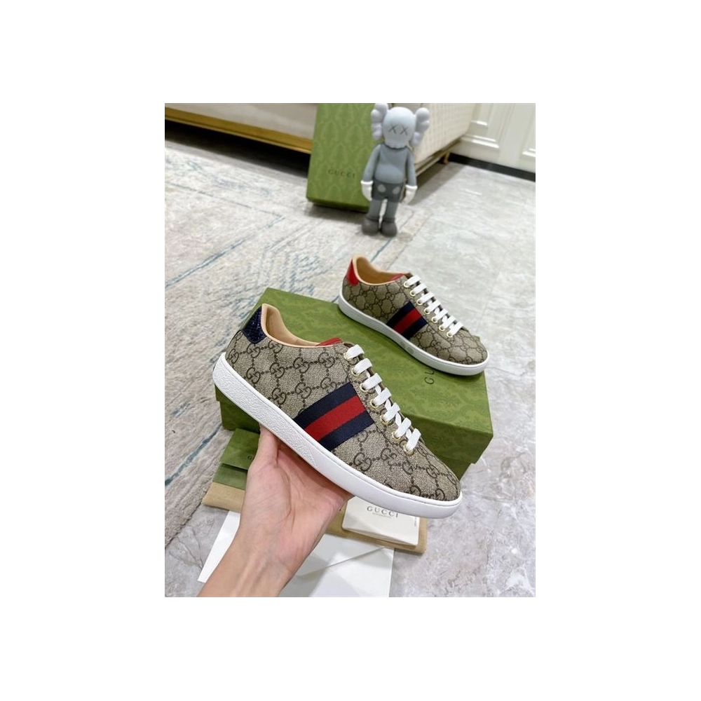 GUCCI,Lowtop,LuxuryFootwear,SNEAKER