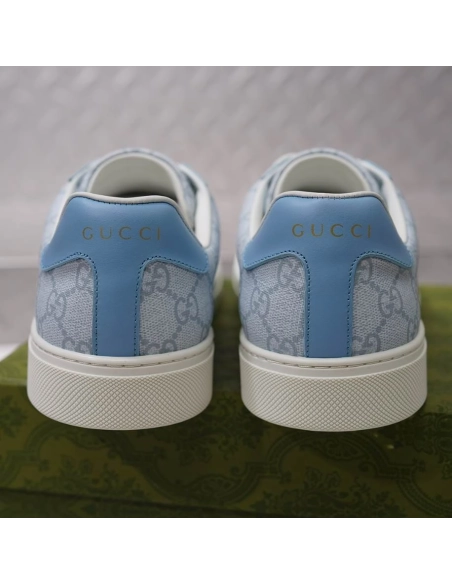 FashionStatement,GUCCI,IconicStyle,ItalianCraftsmanship,LuxuryFootwear,SNEAKER