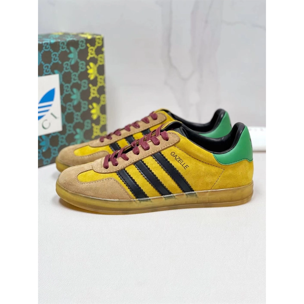 FashionStatement,GUCCI,IconicStyle,ItalianCraftsmanship,LuxuryFootwear,SNEAKER