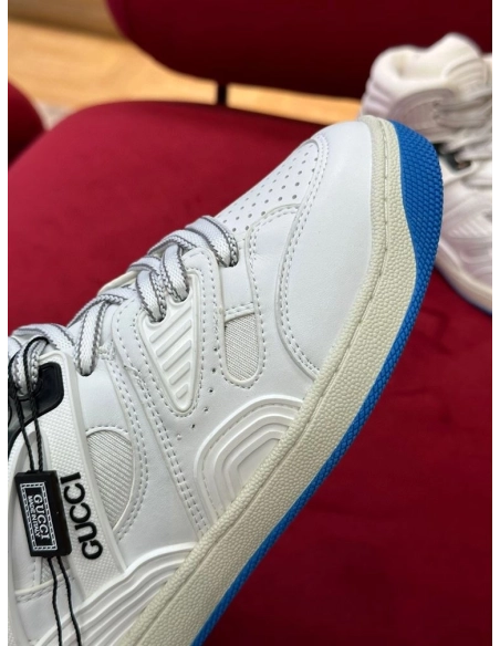 FashionStatement,GUCCI,IconicStyle,ItalianCraftsmanship,LuxuryFootwear,SNEAKER