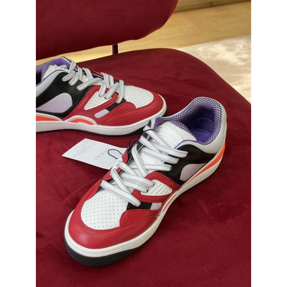 FashionStatement,GUCCI,LuxuryFootwear,SNEAKER