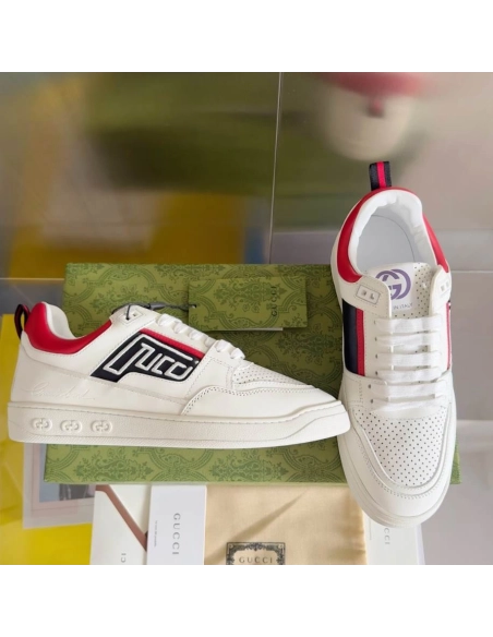 FashionStatement,GUCCI,IconicStyle,ItalianCraftsmanship,LuxuryFootwear,SNEAKER