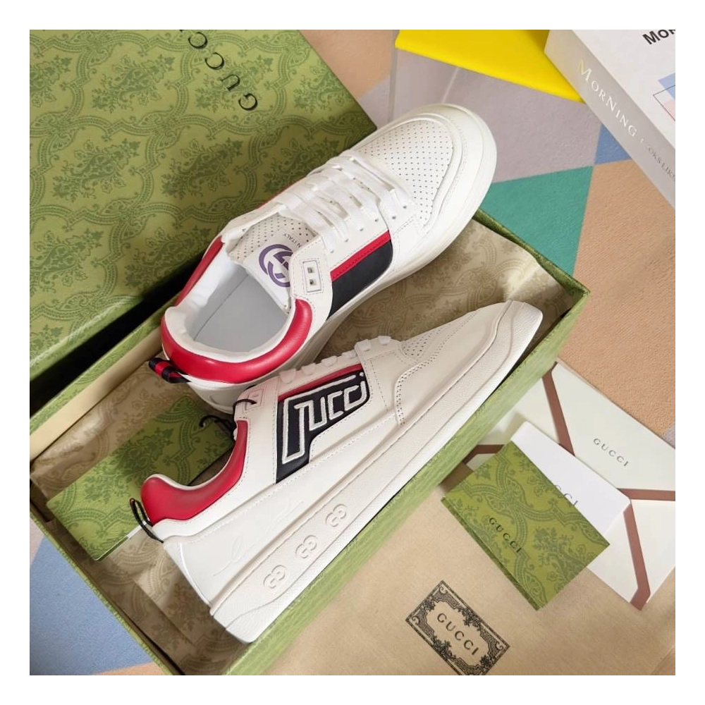 FashionStatement,GUCCI,IconicStyle,ItalianCraftsmanship,LuxuryFootwear,SNEAKER
