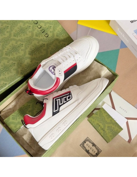 FashionStatement,GUCCI,IconicStyle,ItalianCraftsmanship,LuxuryFootwear,SNEAKER