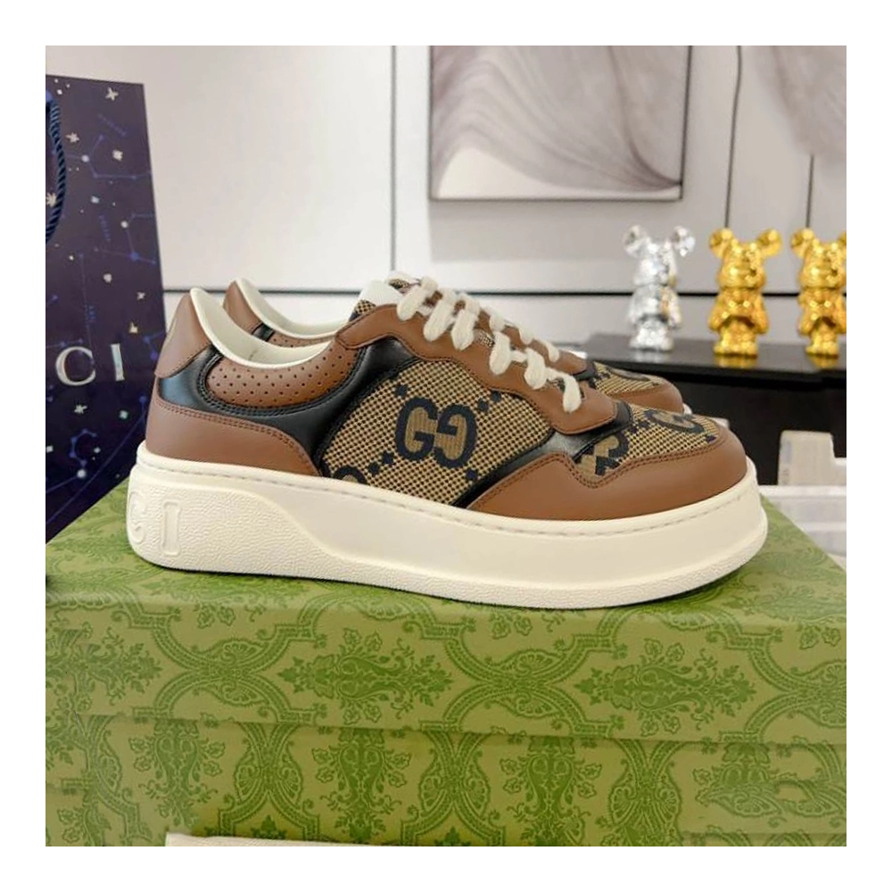 FashionStatement,GUCCI,IconicStyle,ItalianCraftsmanship,LuxuryFootwear,SNEAKER