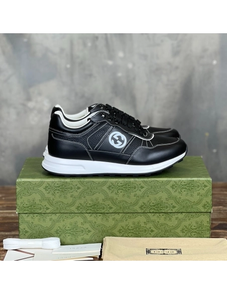 FashionStatement,GUCCI,IconicStyle,ItalianCraftsmanship,LuxuryFootwear,SNEAKER