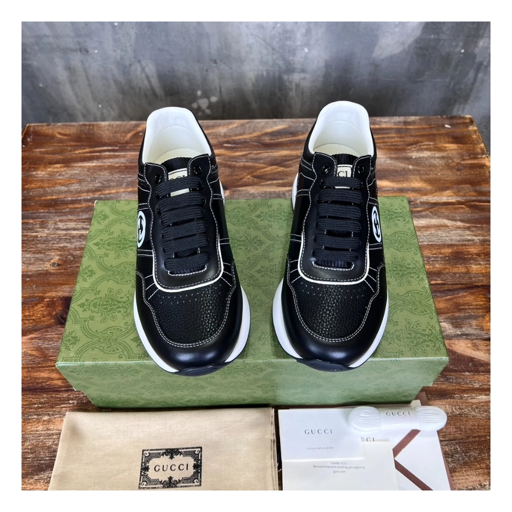 FashionStatement,GUCCI,IconicStyle,ItalianCraftsmanship,LuxuryFootwear,SNEAKER